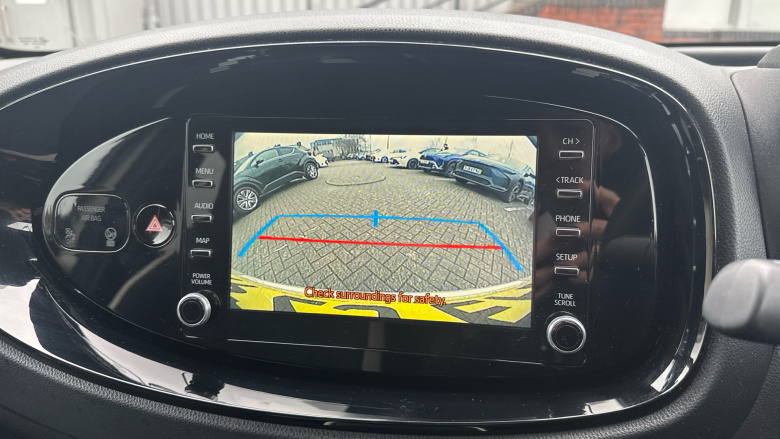 Toyota Aygo X 1.0 VVT-i Edge 5dr Petrol Hatchback